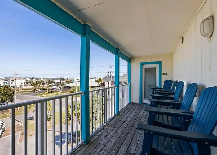 Holiday home Beachfront Bliss At Sundial B3 3 Bedroom Sleeps 8